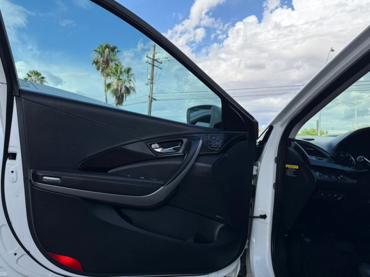 Used 2016 Hyundai Azera Limited FWD image 33