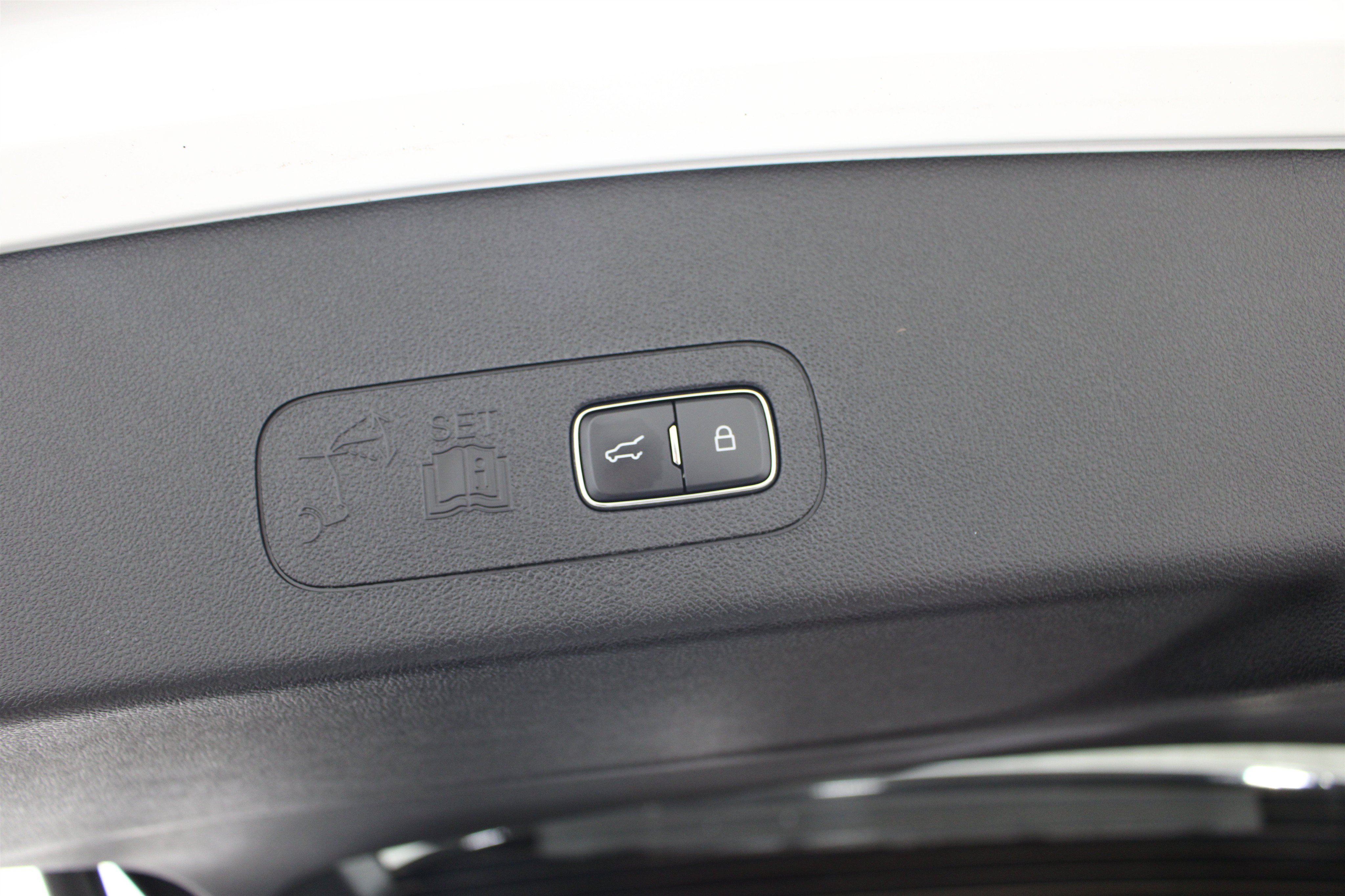 Certified 2023 Lincoln Aviator Grand Touring w/ Equipment Group 301A AWD/4WD image 27