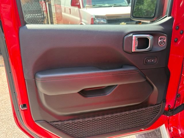 Used 2020 Jeep Wrangler Unlimited Rubicon AWD/4WD image 11