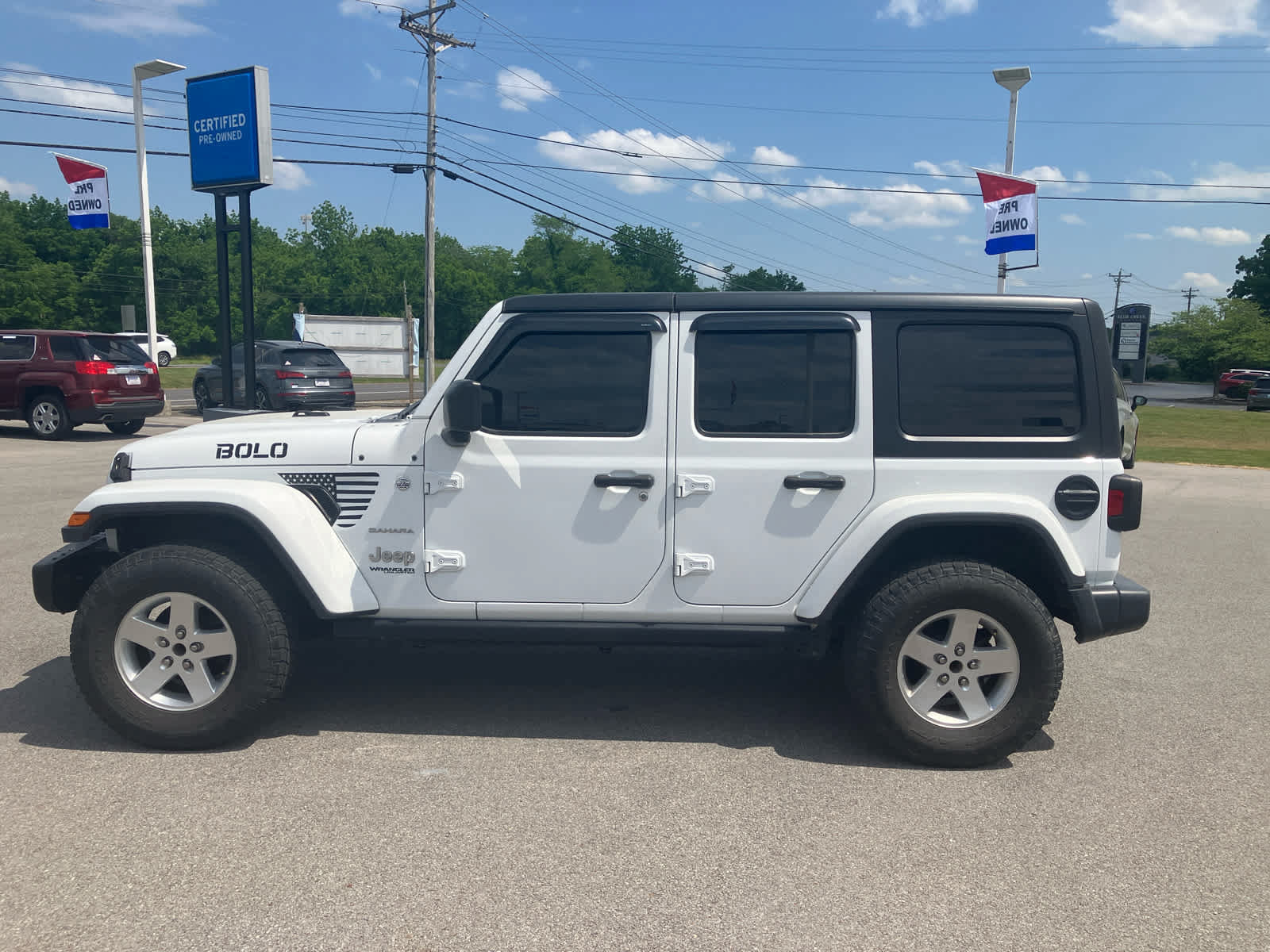 Used 2020 Jeep Wrangler Unlimited Sahara AWD/4WD image 4