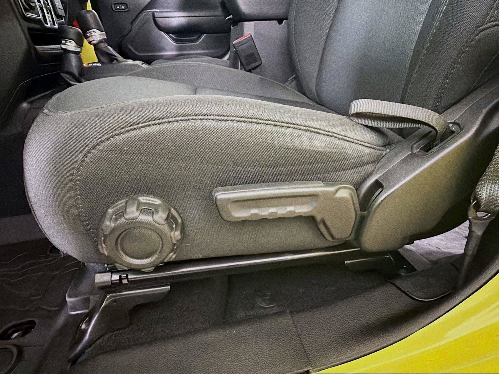Used 2022 Jeep Wrangler Unlimited Sport AWD/4WD image 41