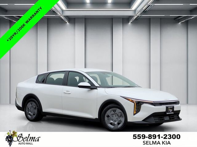 New 2025 Kia K4 LX