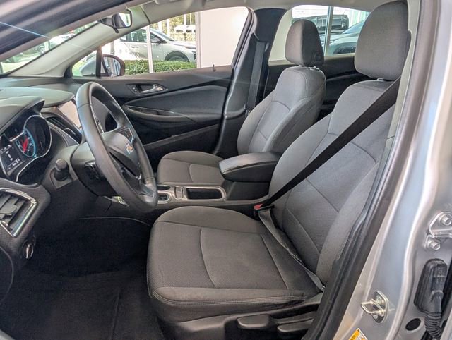 Certified 2018 Chevrolet Cruze LT image 5