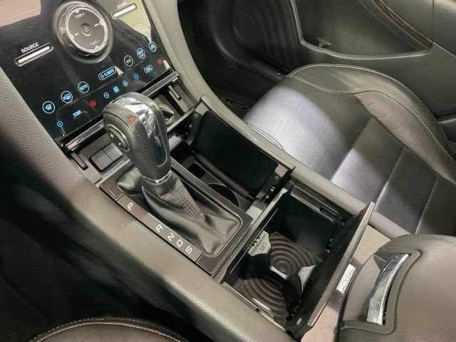Used 2017 Ford Taurus Limited AWD/4WD image 12