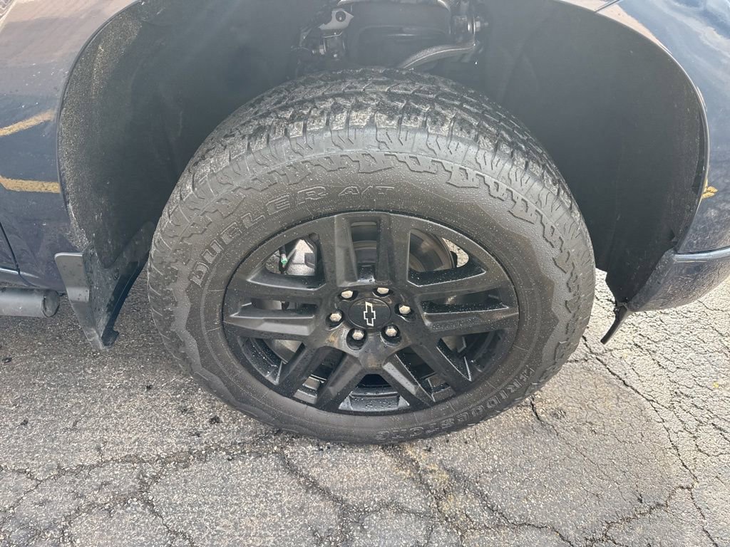 Used 2023 Chevrolet Silverado 1500 RST w/ Z71 Off-Road Package image 24