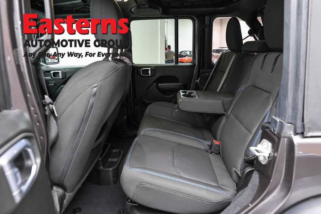 Used 2023 Jeep Wrangler Unlimited Rubicon 4xe w/ Cold Weather Group AWD/4WD image 23