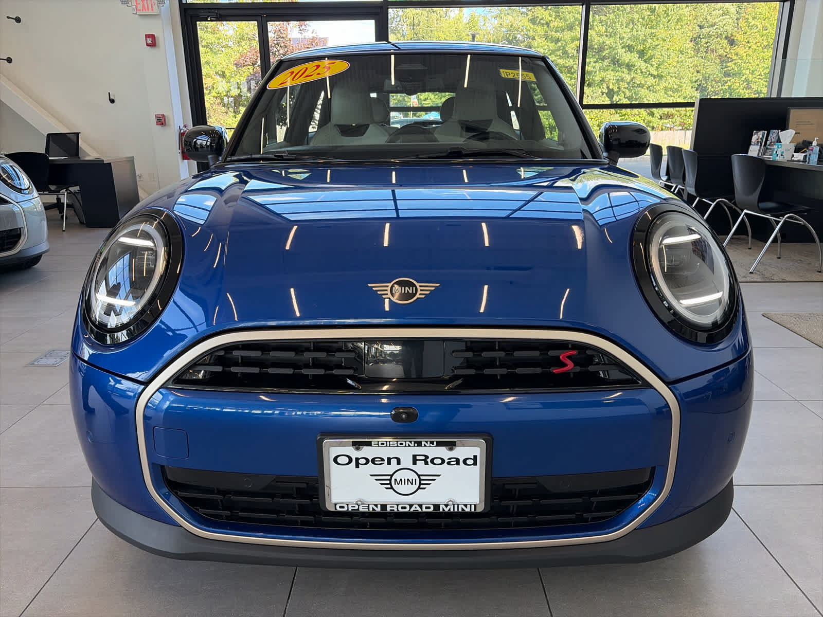 Used 2025 MINI Cooper S FWD image 8