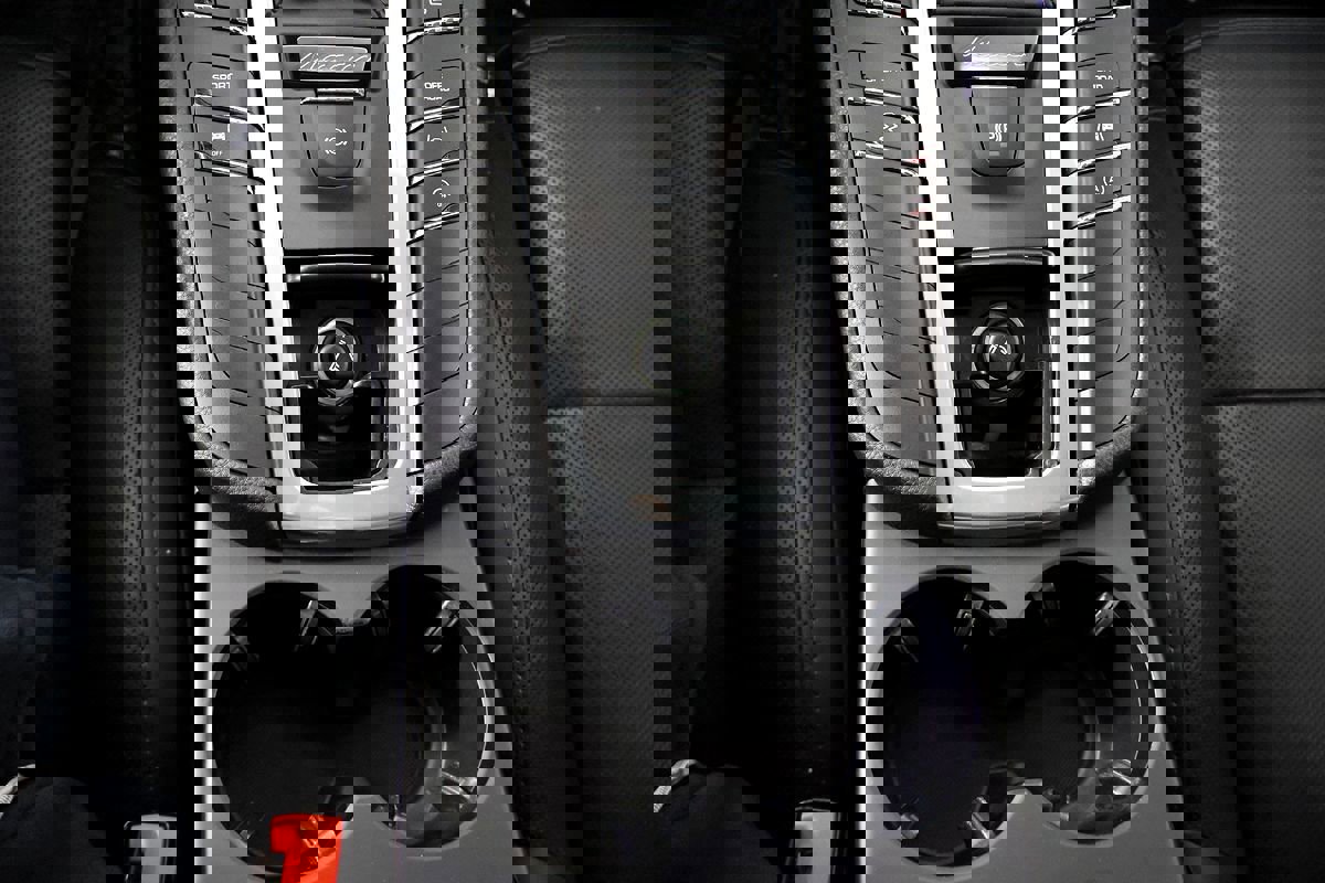 Used 2017 Porsche Macan S image 36