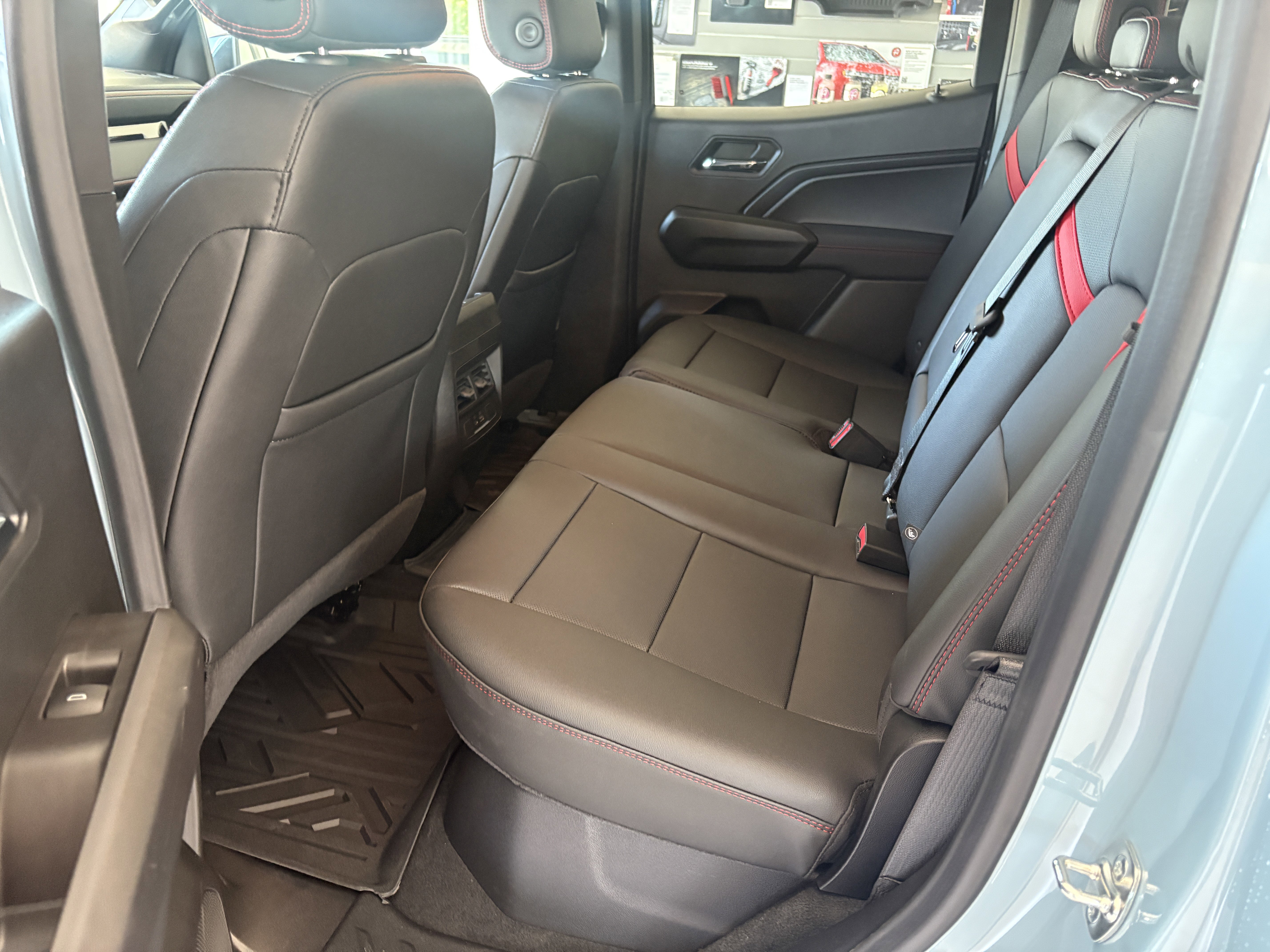 New 2026 Chevrolet Colorado Z71 w/ Technology Package image 20