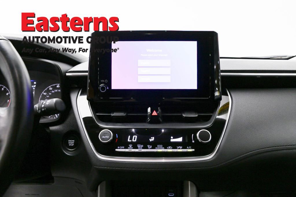 Used 2024 Toyota Corolla Cross LE image 12