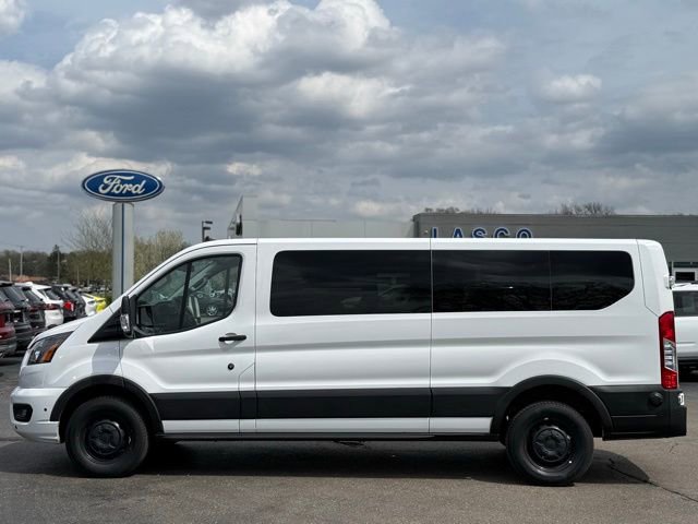 Used 2024 Ford Transit 350 XLT RWD image 44