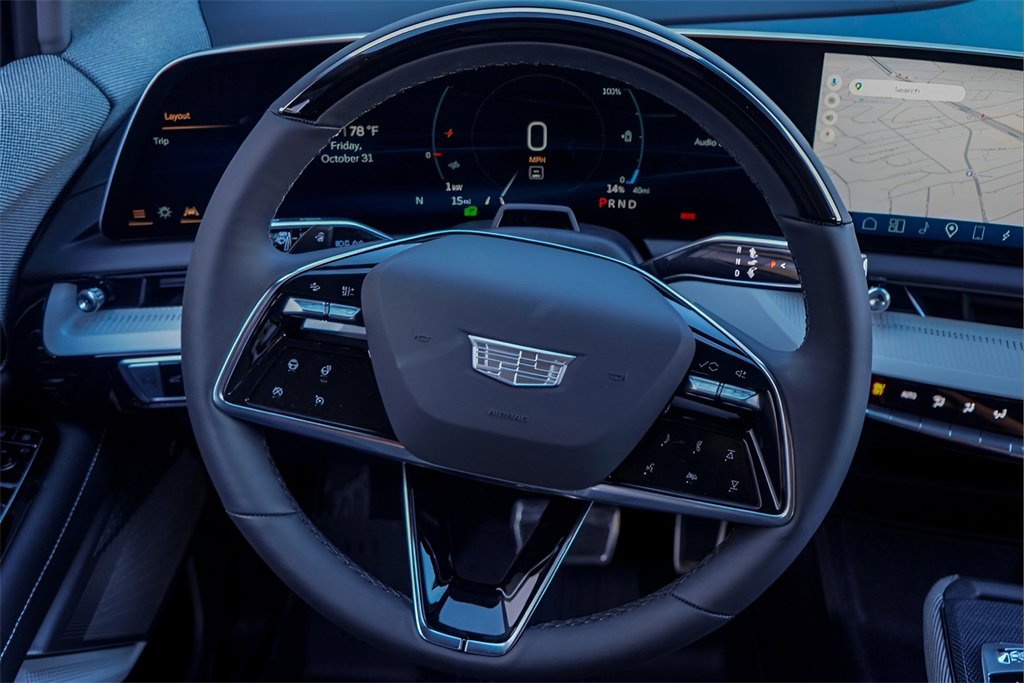 New 2026 Cadillac Optiq Sport 2 image 18