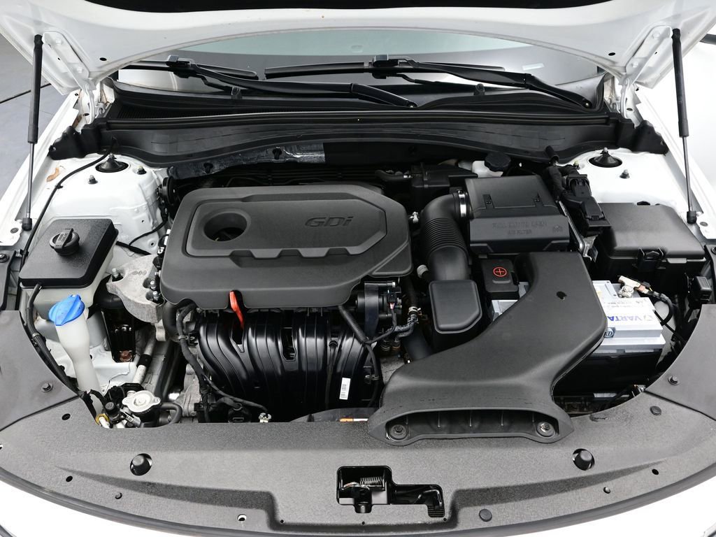 Used 2018 Kia Optima LX image 12