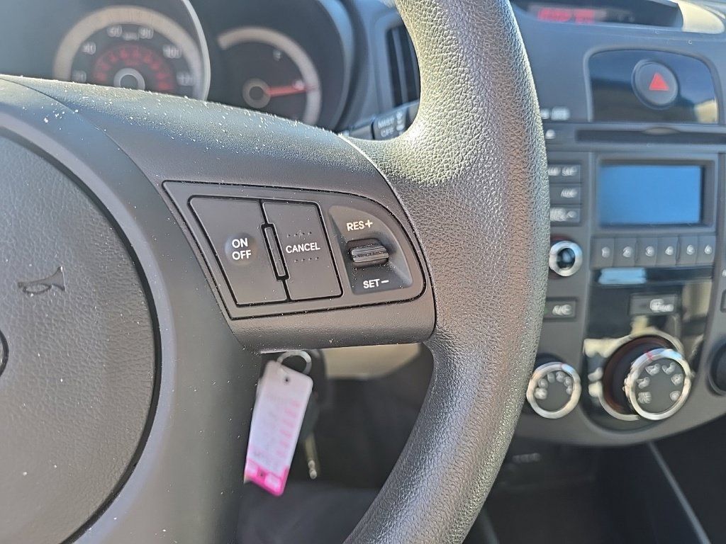 Used 2012 Kia Forte EX FWD image 15