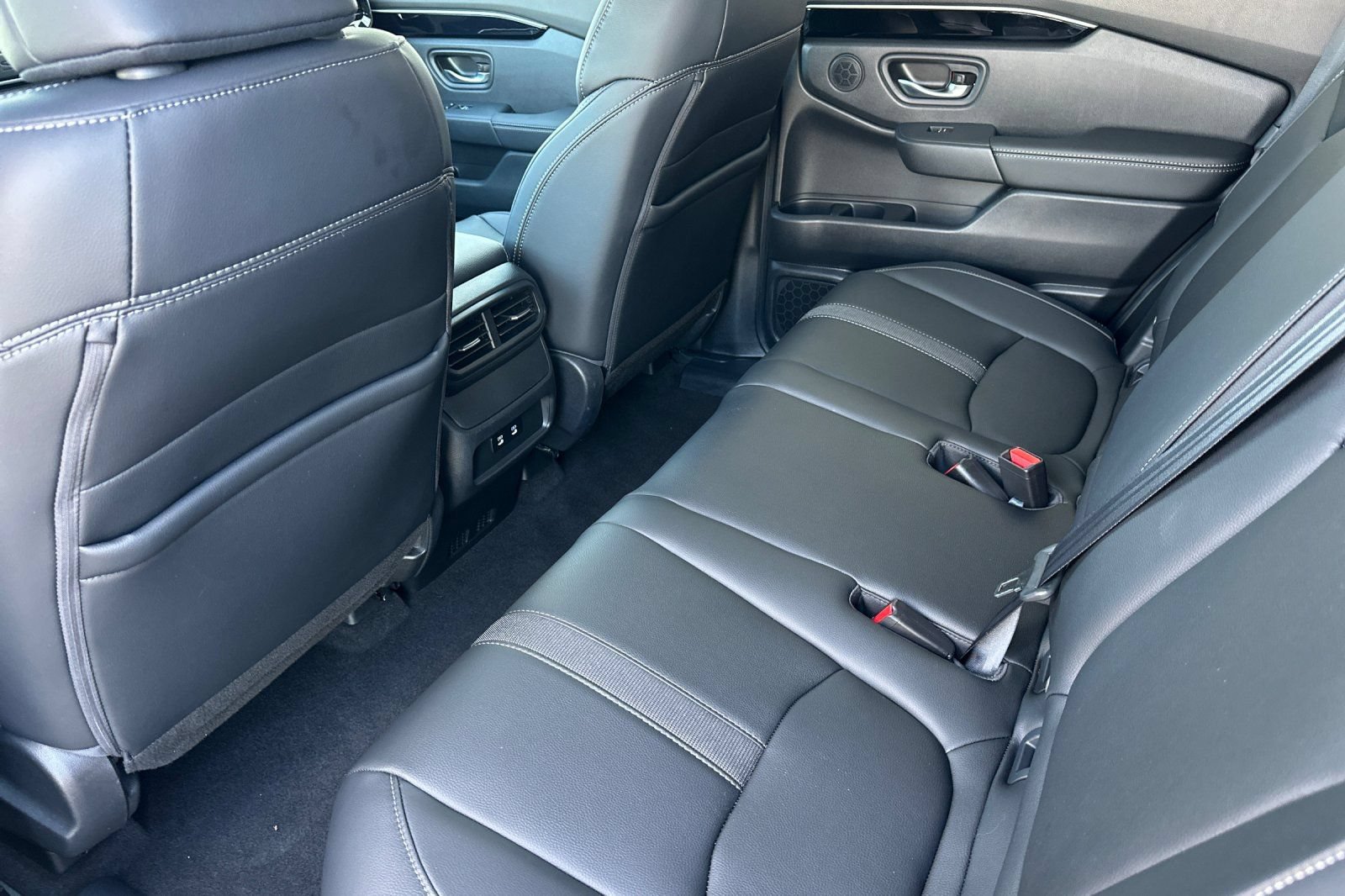 Certified 2026 Honda Passport RTL image 13
