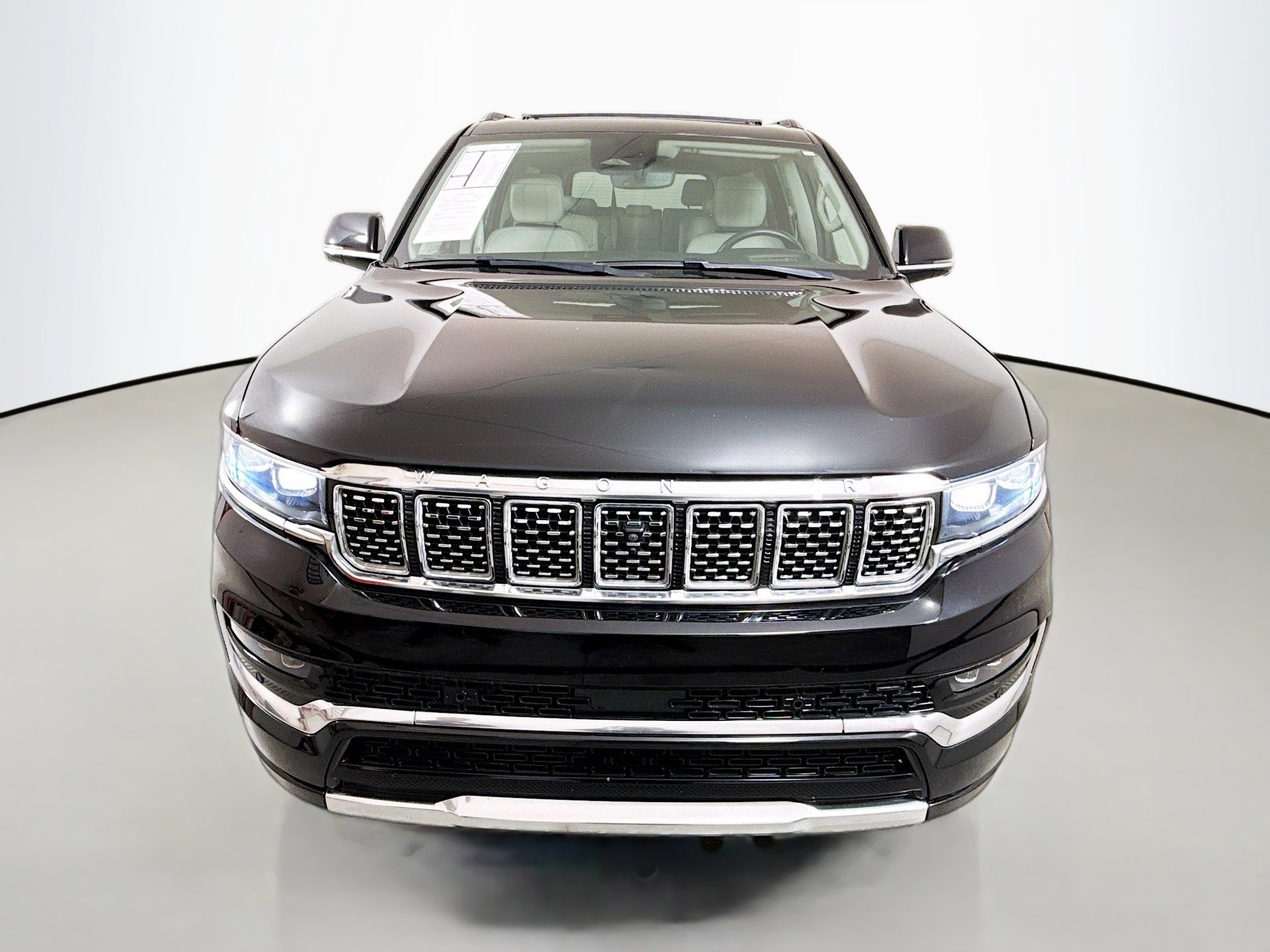 Used 2024 Jeep Grand Wagoneer L 4WD image 2