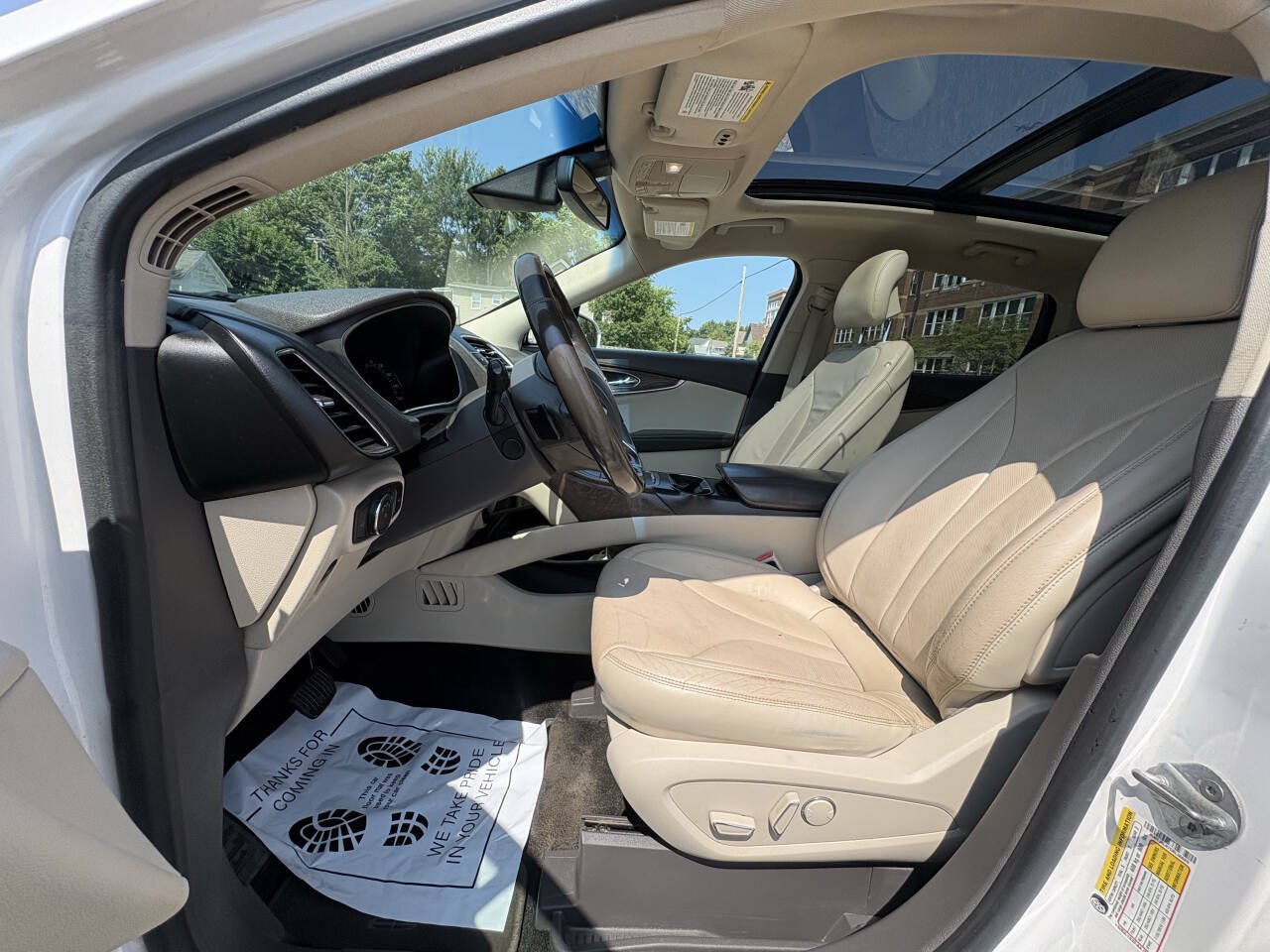 Used 2016 Lincoln MKX Reserve w/ Technology Package AWD/4WD image 32