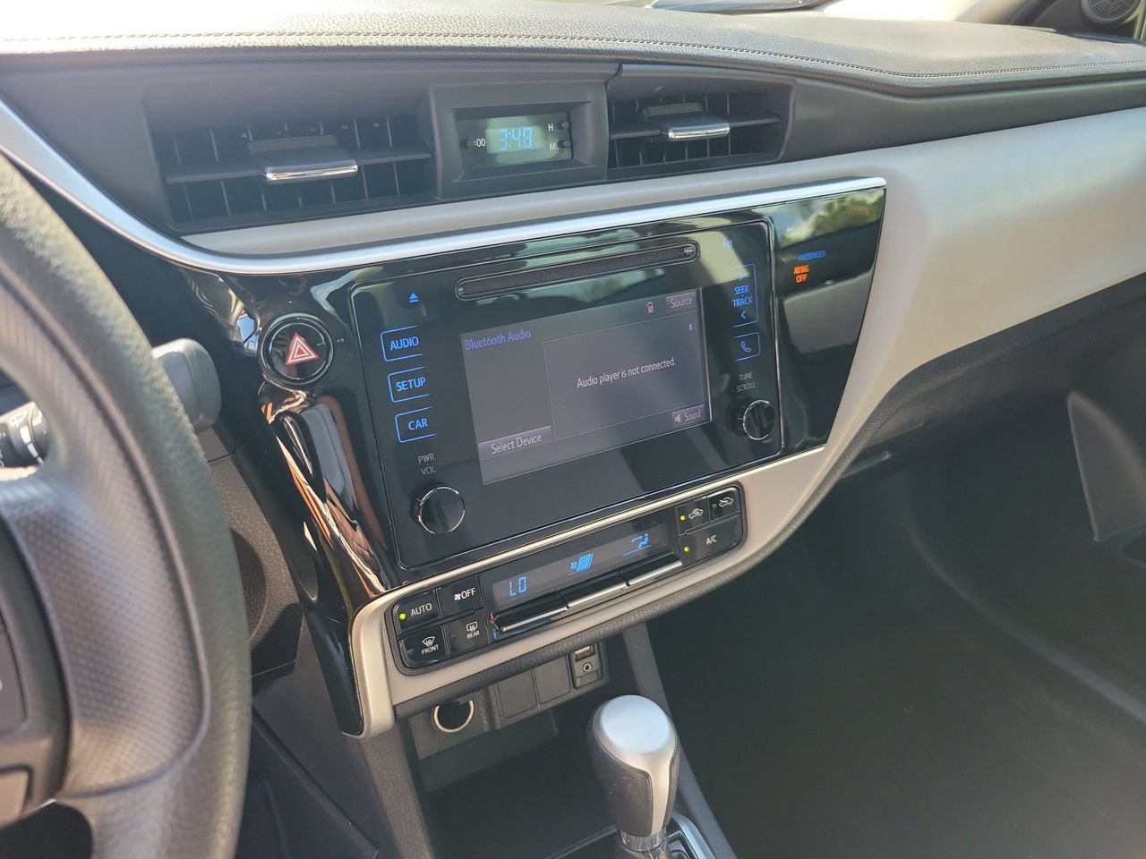 Used 2019 Toyota Corolla LE FWD image 23
