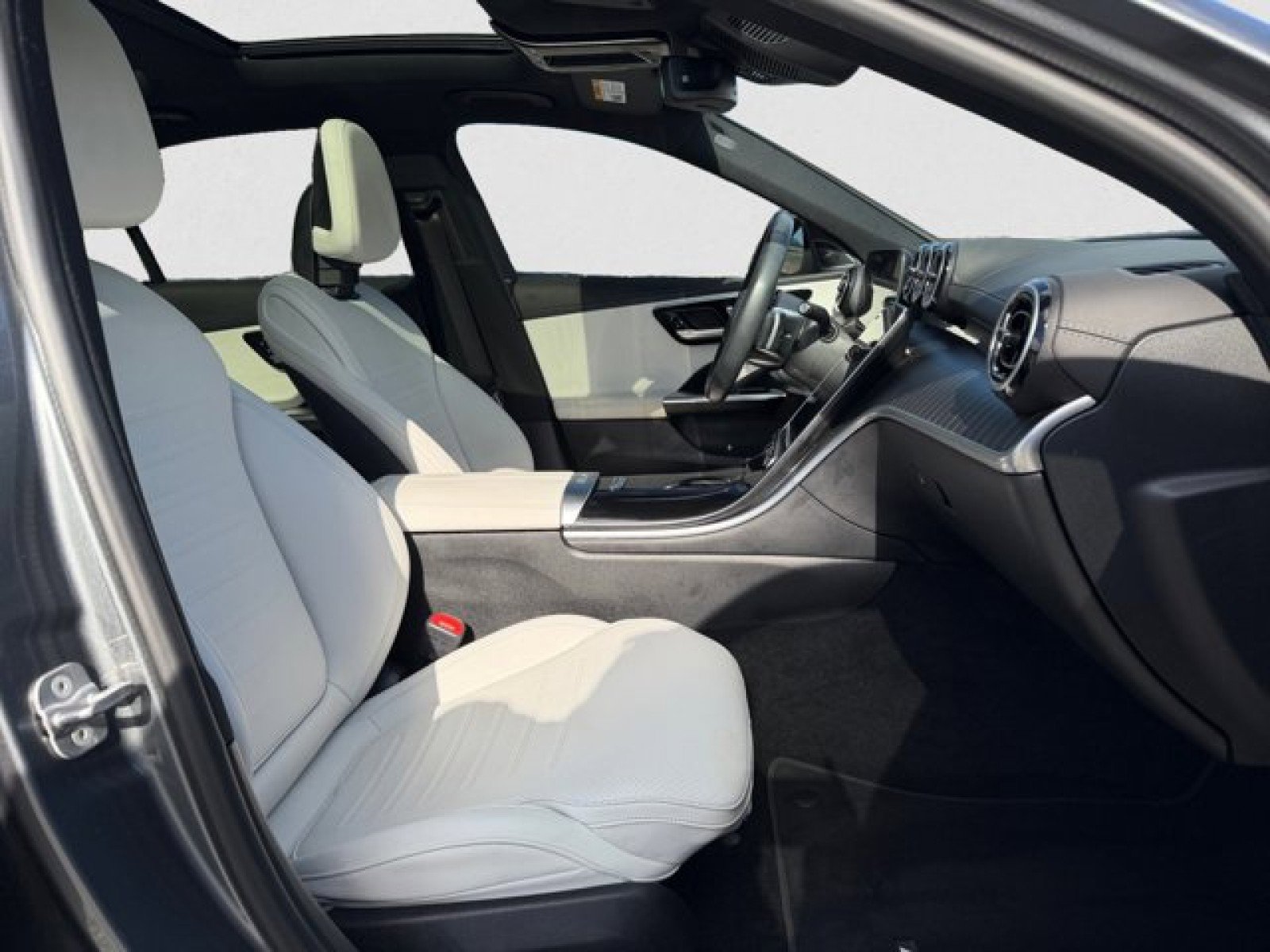 Used 2024 Mercedes-Benz C 300 4MATIC Sedan image 20