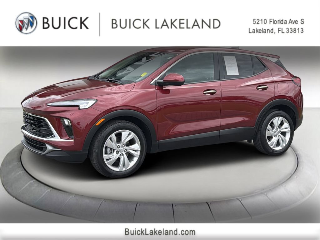 Used 2024 Buick Encore GX Preferred w/ Comfort Package FWD image 1