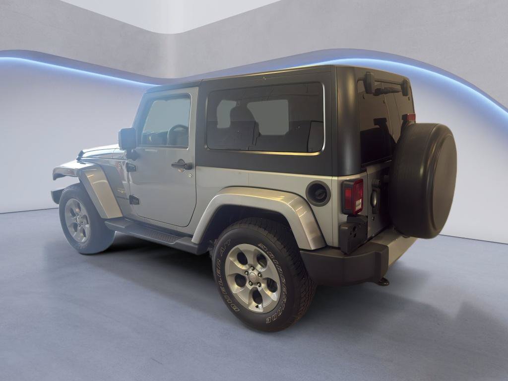 Used 2015 Jeep Wrangler Sahara w/ Connectivity Group AWD/4WD image 5