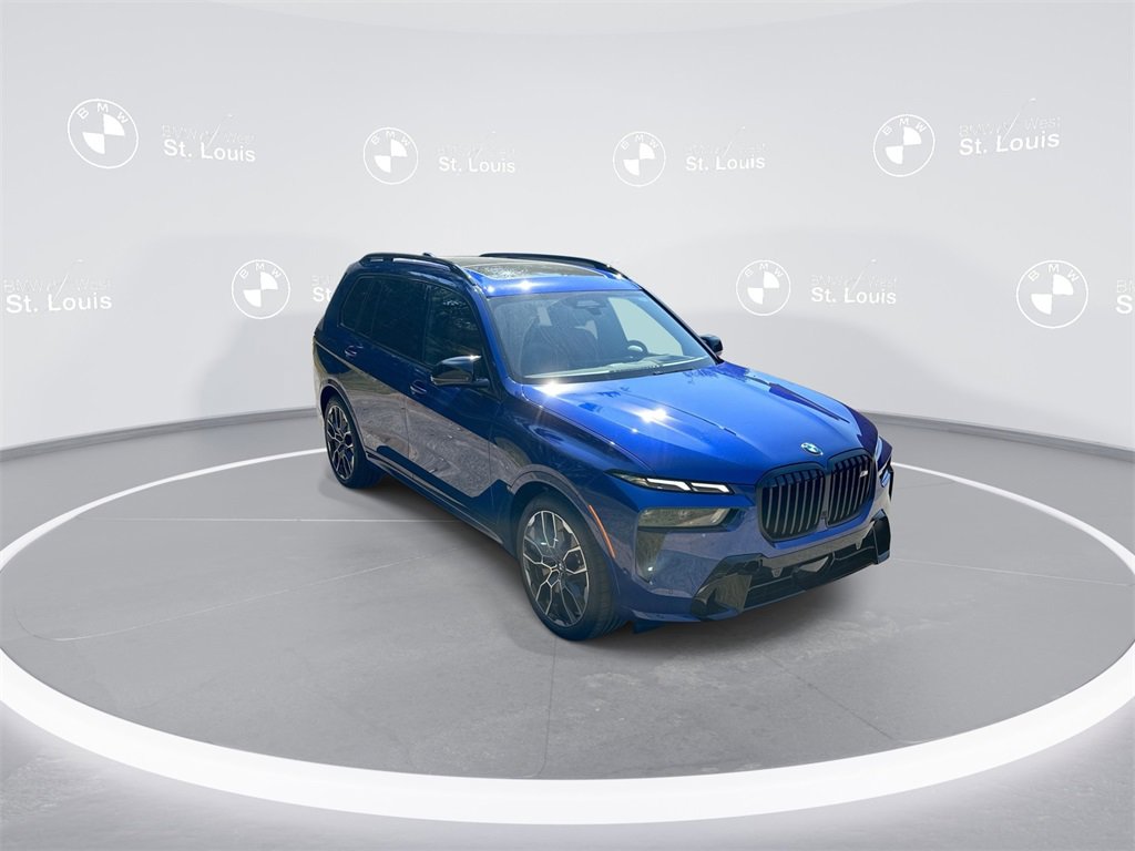 New 2026 BMW X7 M60i image 2