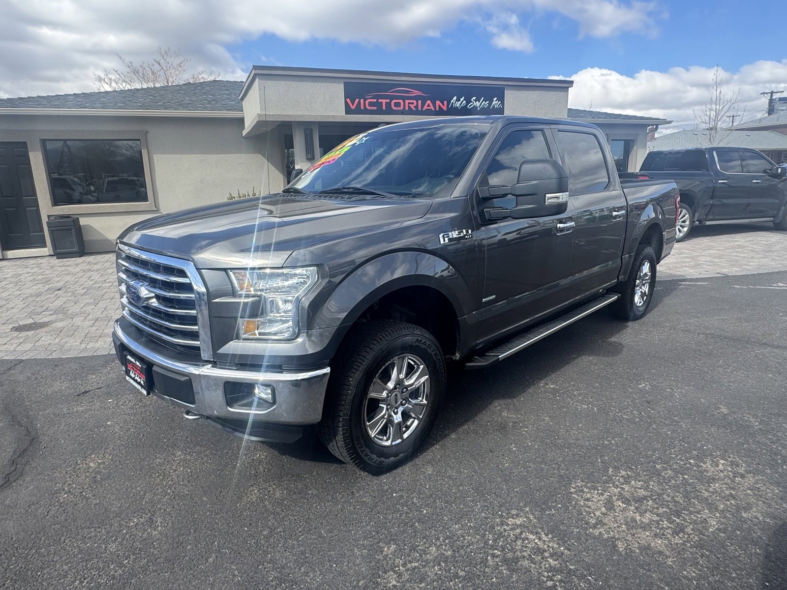 Used 2015 Ford F150 XLT w/ Equipment Group 302A Luxury