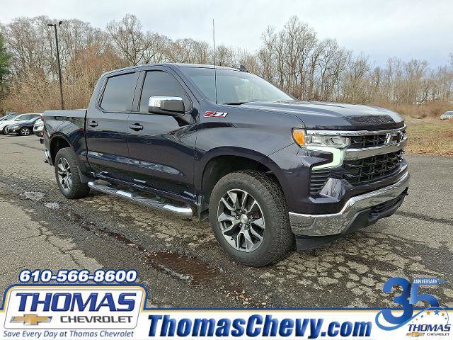 Used 2024 Chevrolet Silverado 1500 LT w/ Z71 Off-Road Package image 1