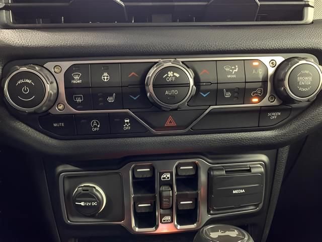 Used 2025 Jeep Wrangler Unlimited Sport AWD/4WD image 33