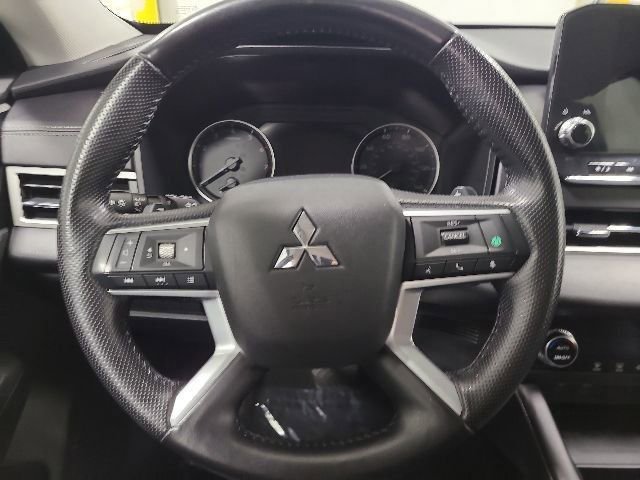 Used 2024 Mitsubishi Outlander SE FWD image 23