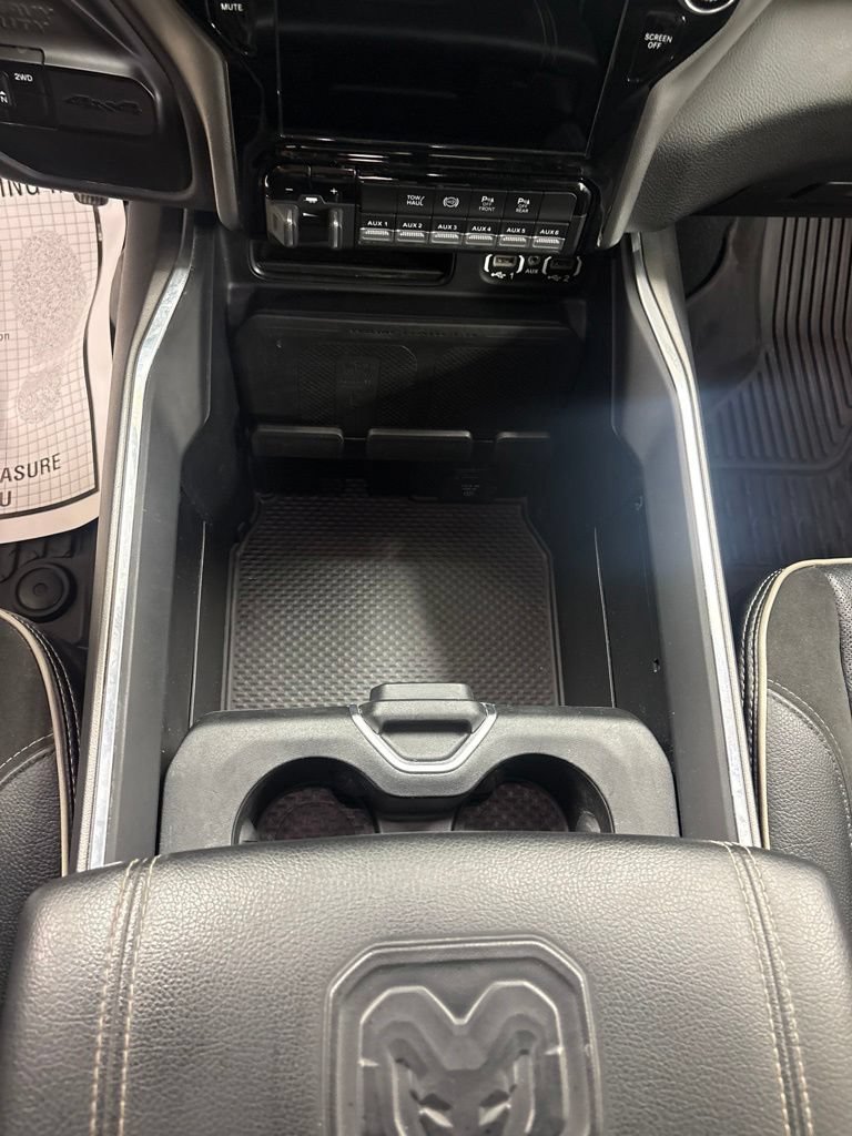 Used 2024 RAM 3500 Laramie w/ Sport Appearance Package AWD/4WD image 14