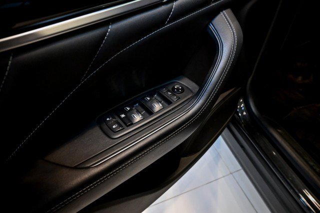 Used 2022 Maserati Levante Modena AWD/4WD image 17