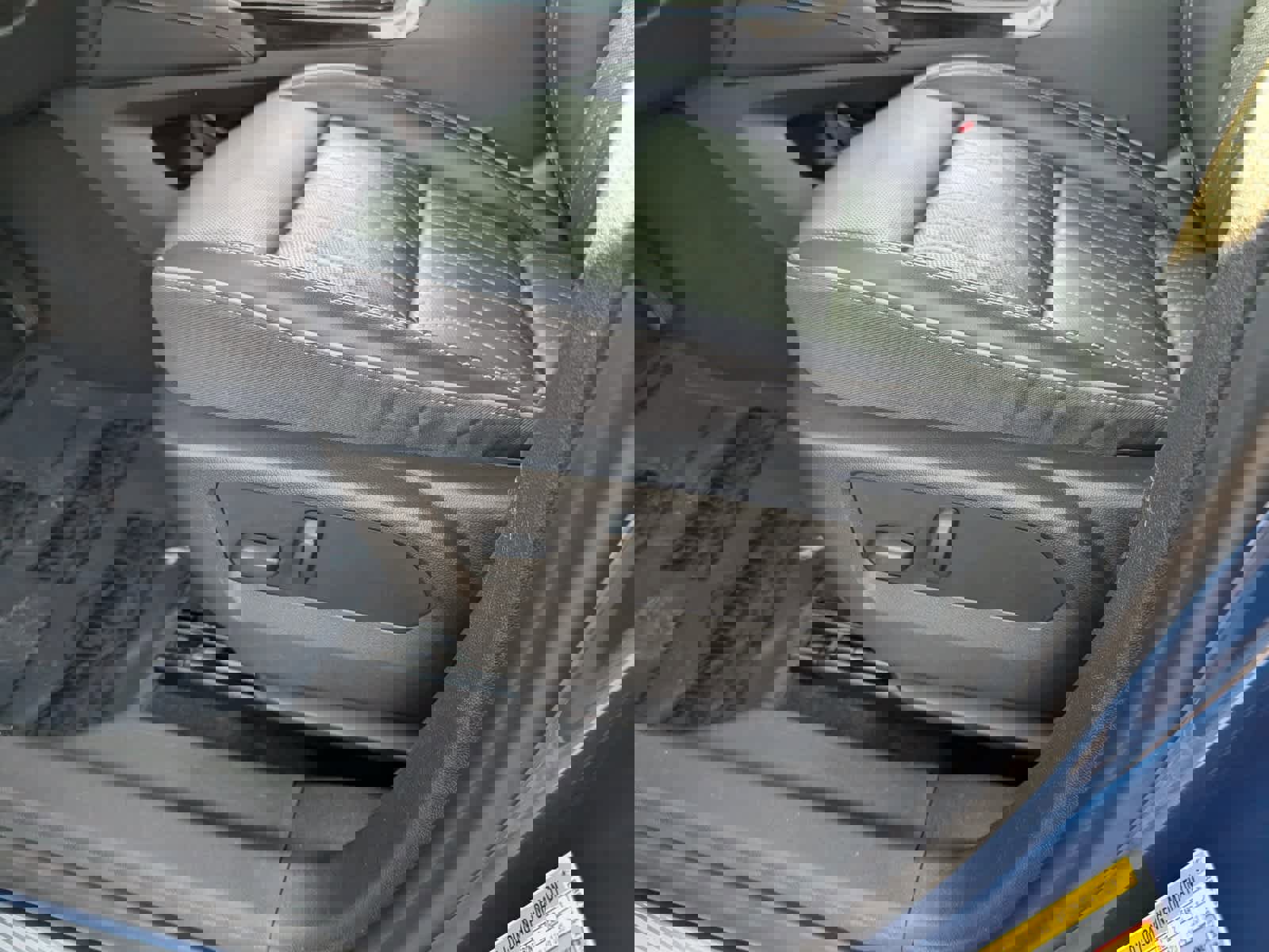 Certified 2022 Buick Envision Avenir w/ Technology Package II image 22