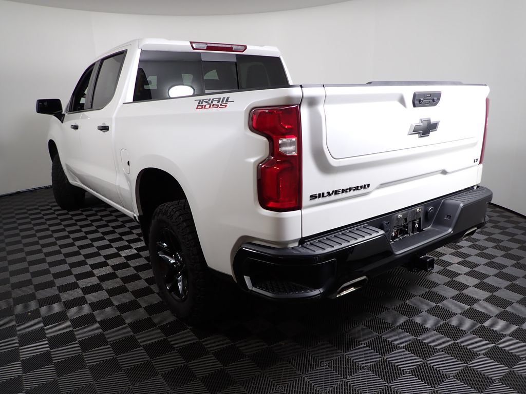 Used 2024 Chevrolet Silverado 1500 LT Trail Boss w/ Convenience Package II AWD/4WD image 13