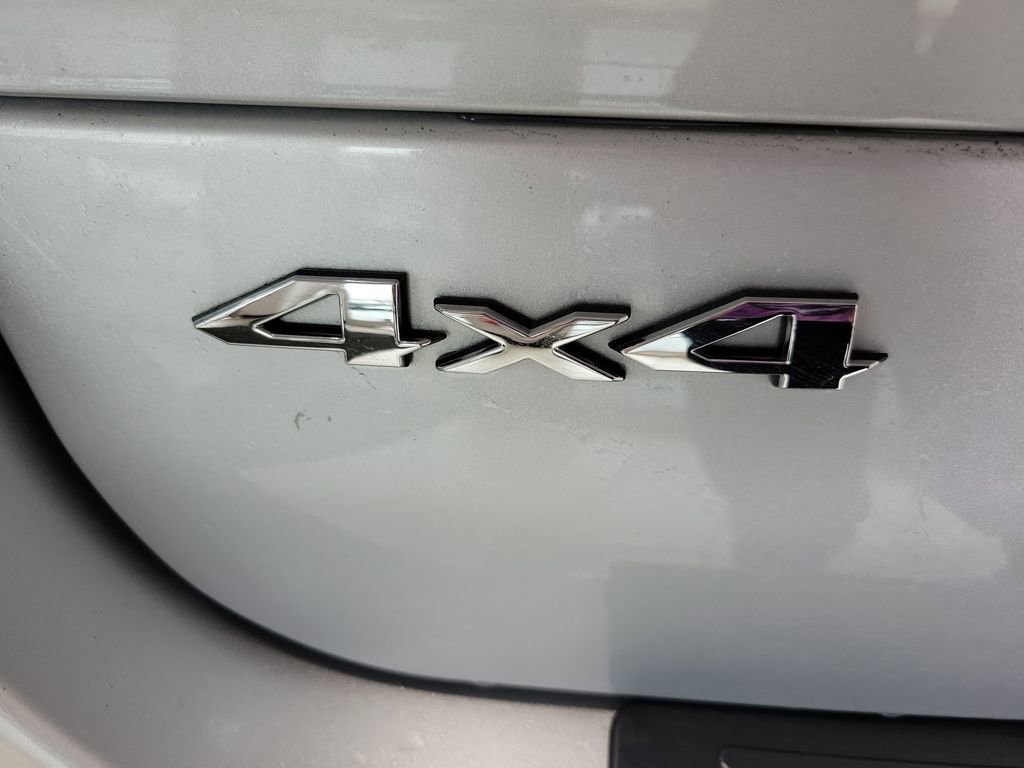 Used 2024 Jeep Grand Cherokee L Overland w/ Trailer Tow Package image 10