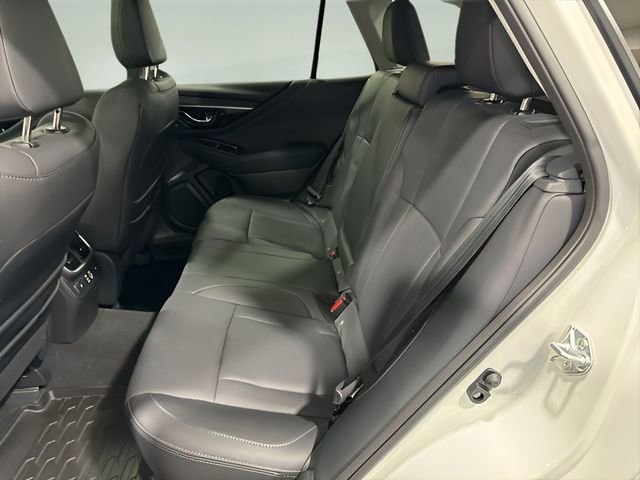 Used 2025 Subaru Outback Limited XT image 31