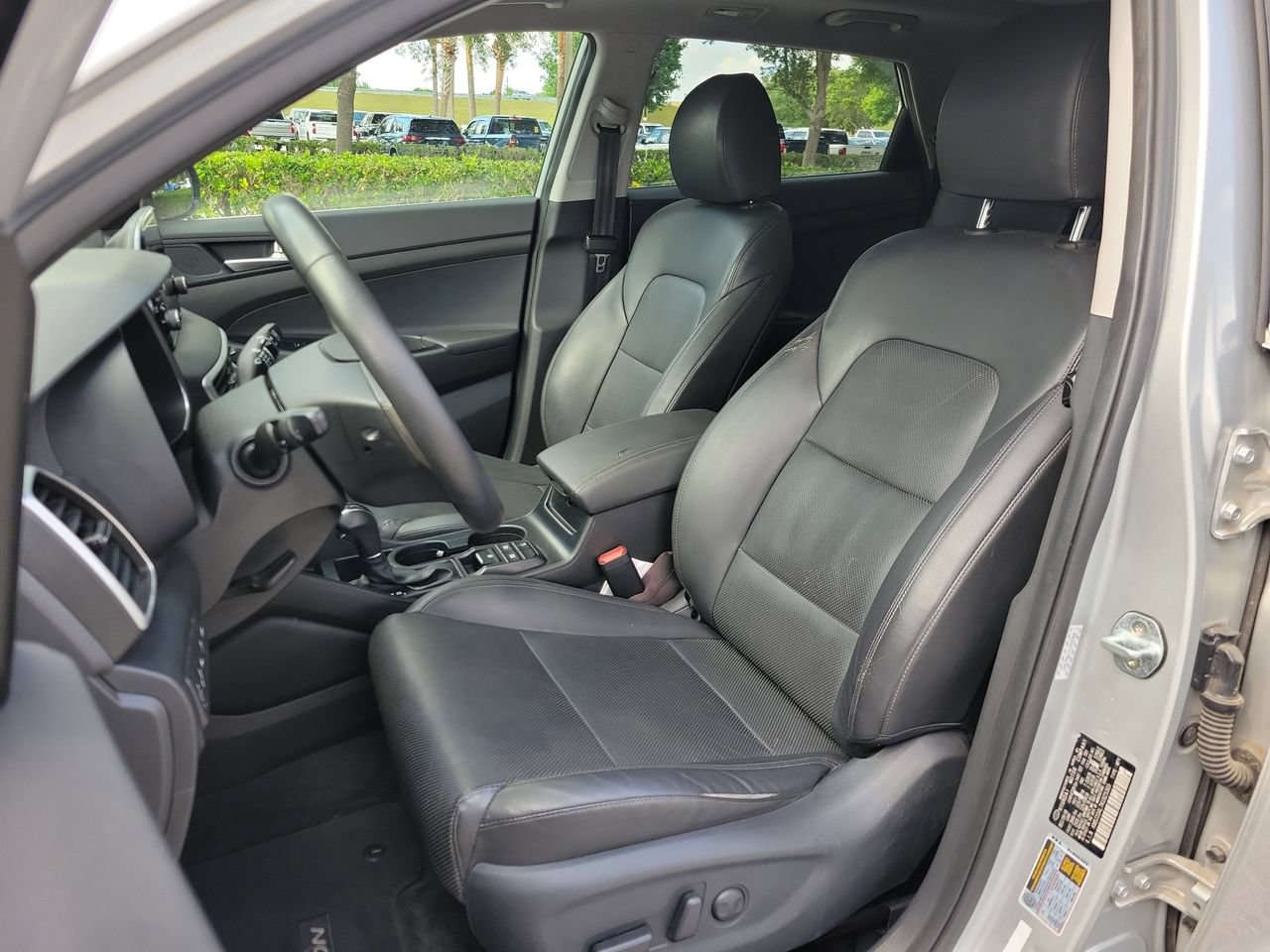 Used 2019 Hyundai Tucson Ultimate w/ Cargo Package FWD image 16