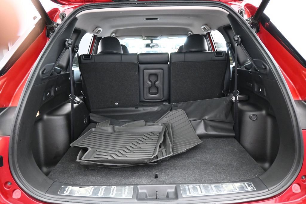 Used 2024 Mitsubishi Outlander SE Black Edition FWD image 32