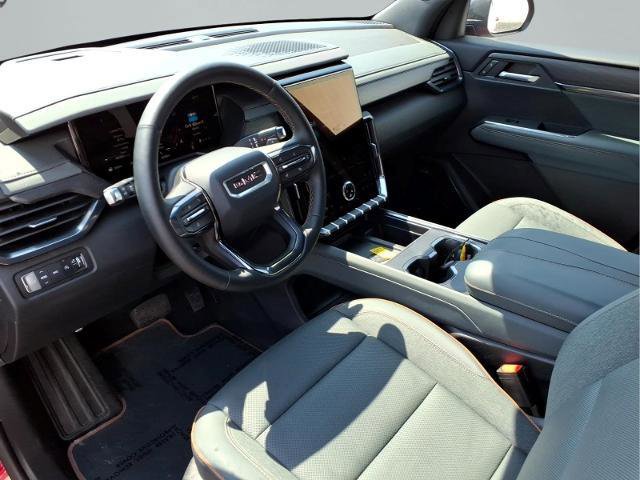 Used 2026 GMC Acadia AT4 w/ LPO, Floor Liner Package image 19