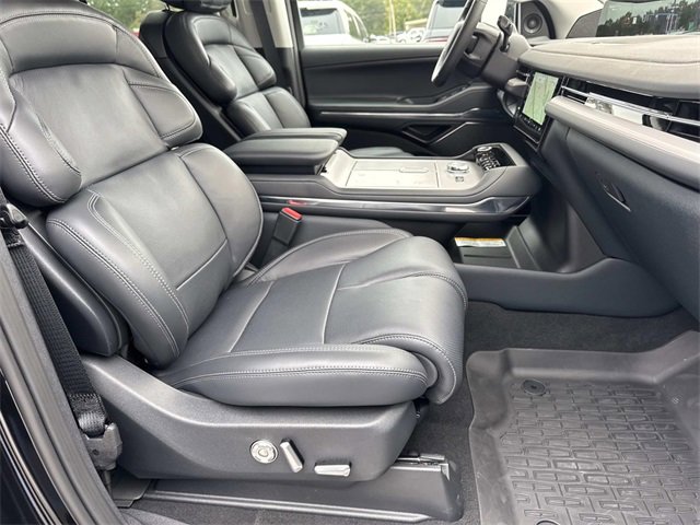 New 2025 Lincoln Navigator L Reserve image 9