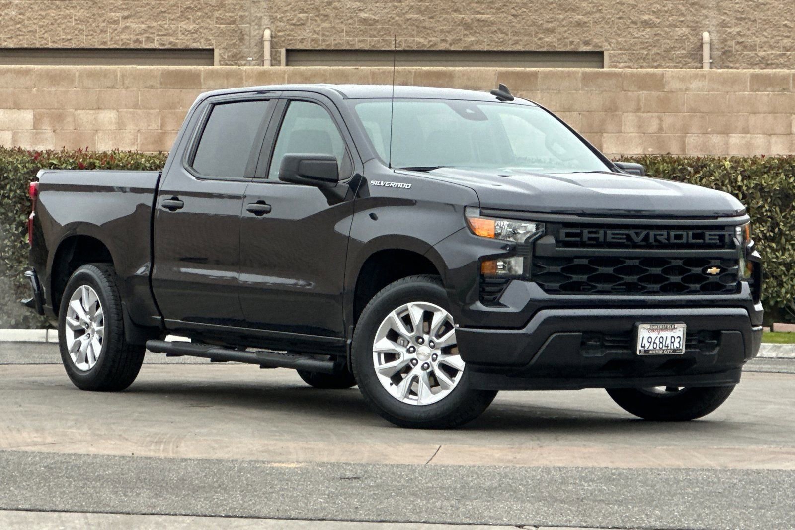 Certified 2022 Chevrolet Silverado 1500 Custom image 2