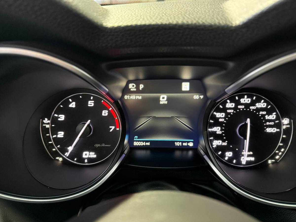 Used 2022 Alfa Romeo Stelvio Ti w/ Active Assist Plus Package image 22