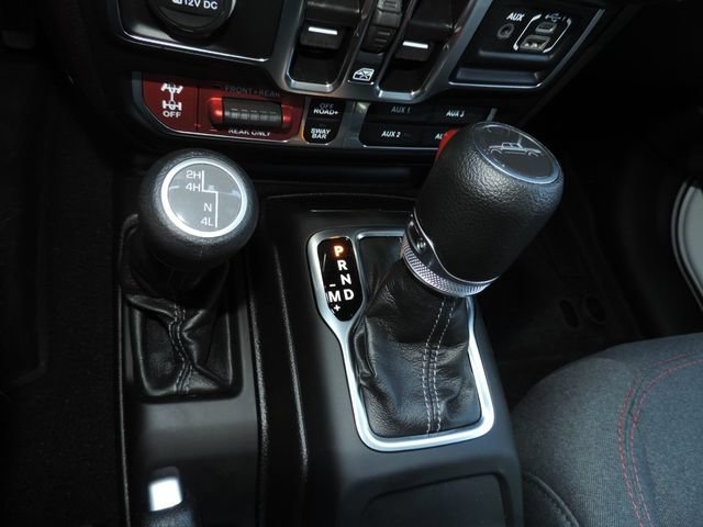 Used 2024 Jeep Gladiator Rubicon w/ Safety Group AWD/4WD image 26