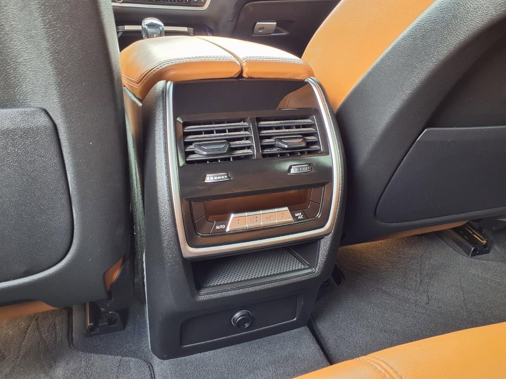 Used 2021 BMW X5 sDrive40i w/ M Sport Package RWD image 14