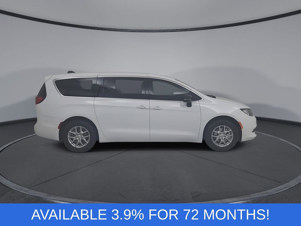 New 2026 Chrysler Voyager LX image 17