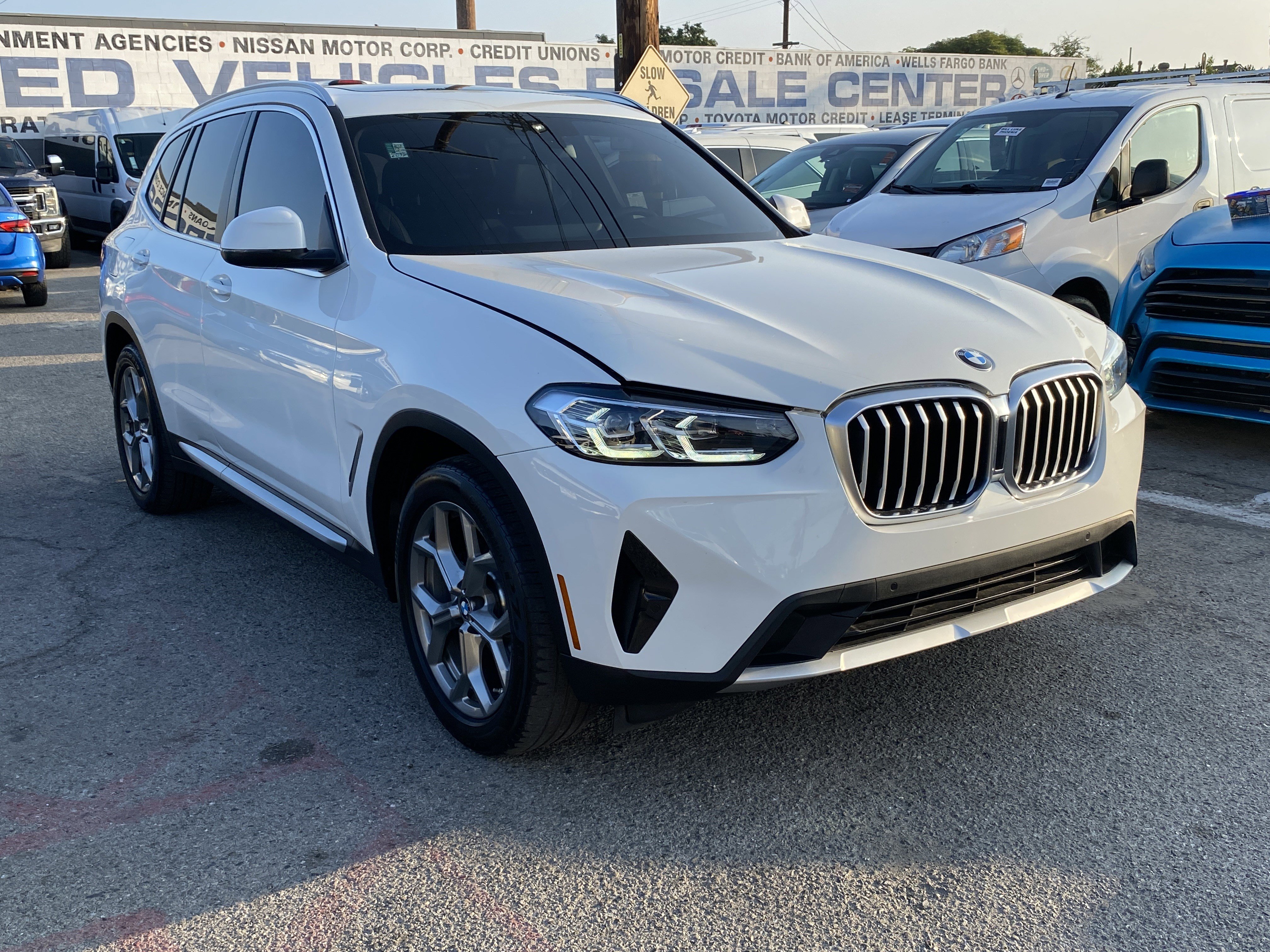 Used 2023 BMW X3 sDrive30i w/ Premium Package image 7