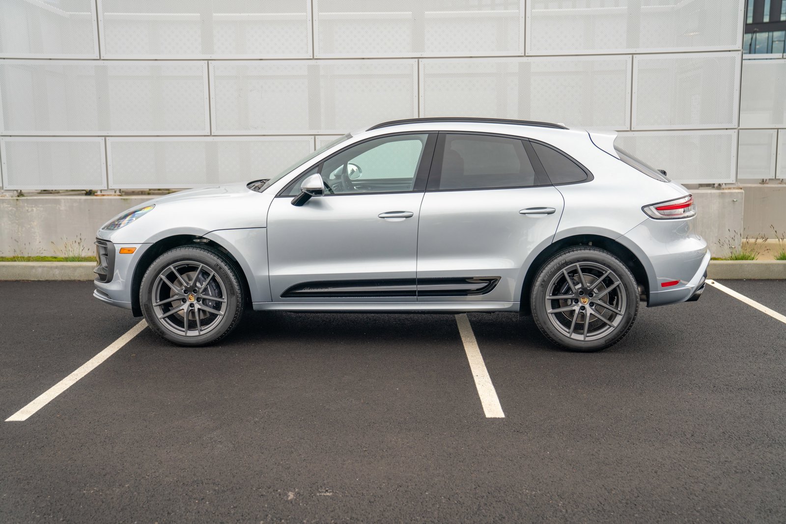 New 2026 Porsche Macan Turbo AWD/4WD video 2