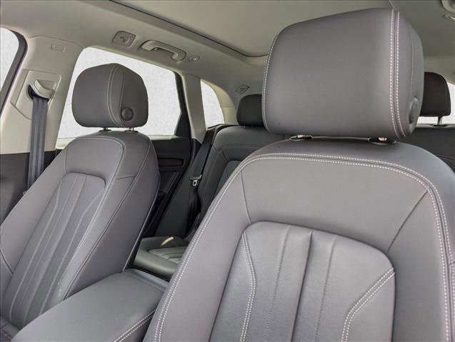 Used 2021 Audi Q5 2.0T Premium w/ Convenience Package AWD/4WD image 18