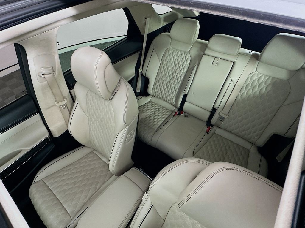 Used 2022 Genesis GV70 3.5T Sport w/ Sport Prestige Package image 22