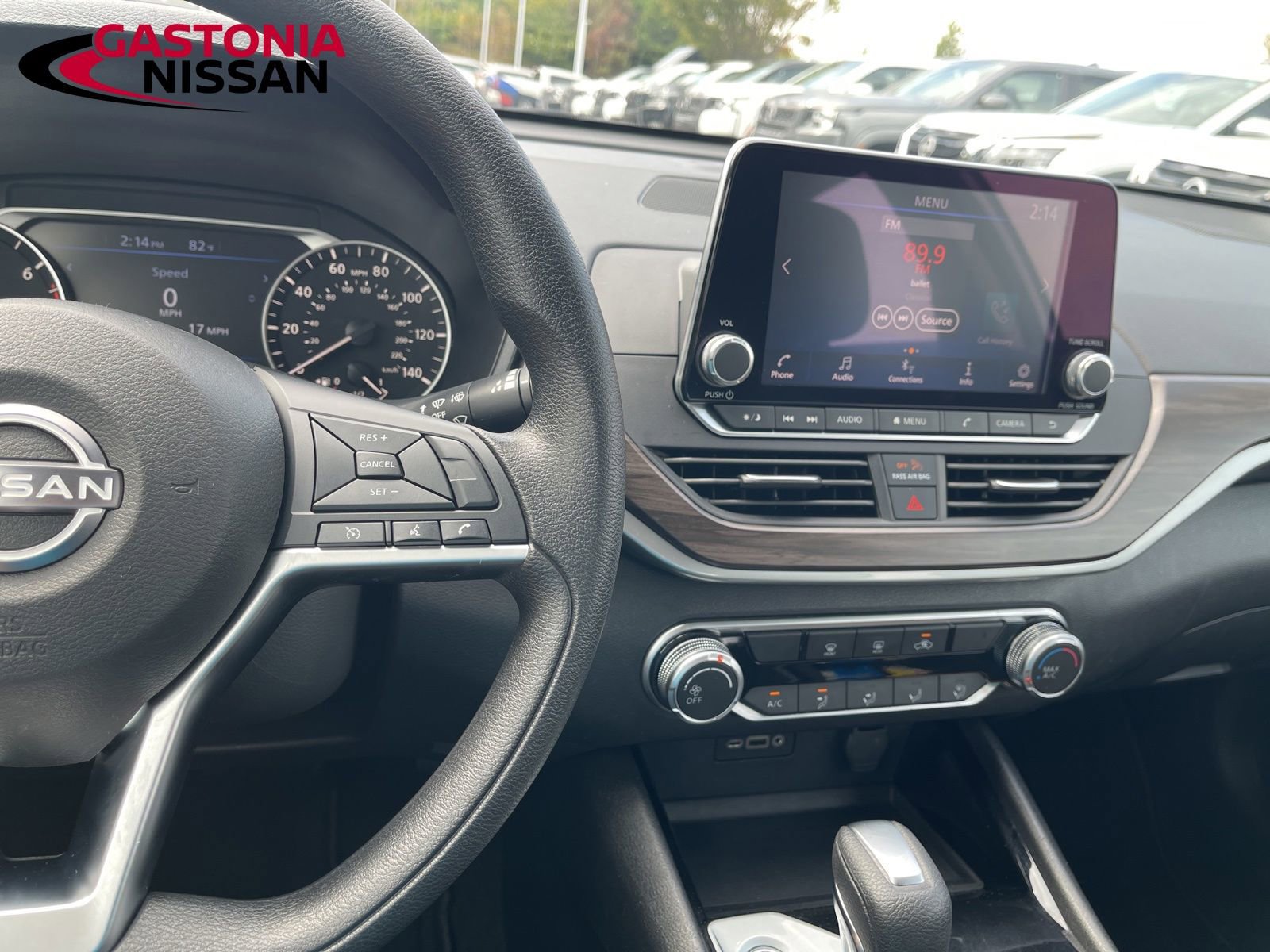 Used 2024 Nissan Altima 2.5 SV image 36